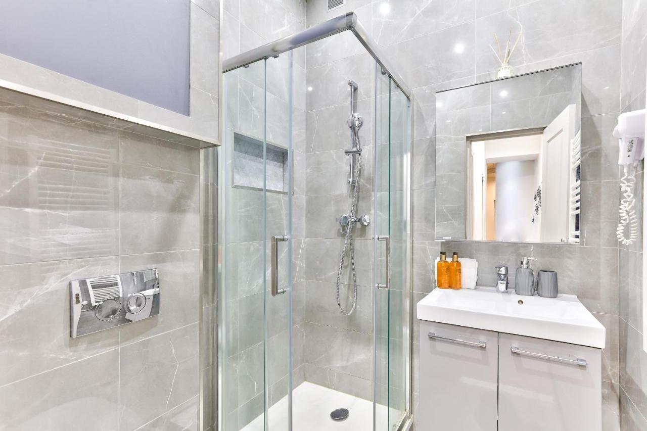 57-Luxury Parisien Home Sebastopol 1 Екстер'єр фото