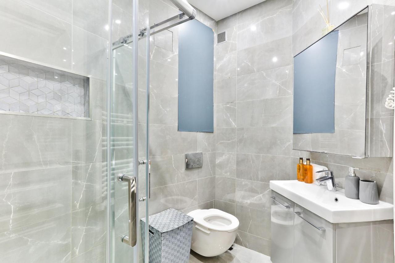 57-Luxury Parisien Home Sebastopol 1 Екстер'єр фото